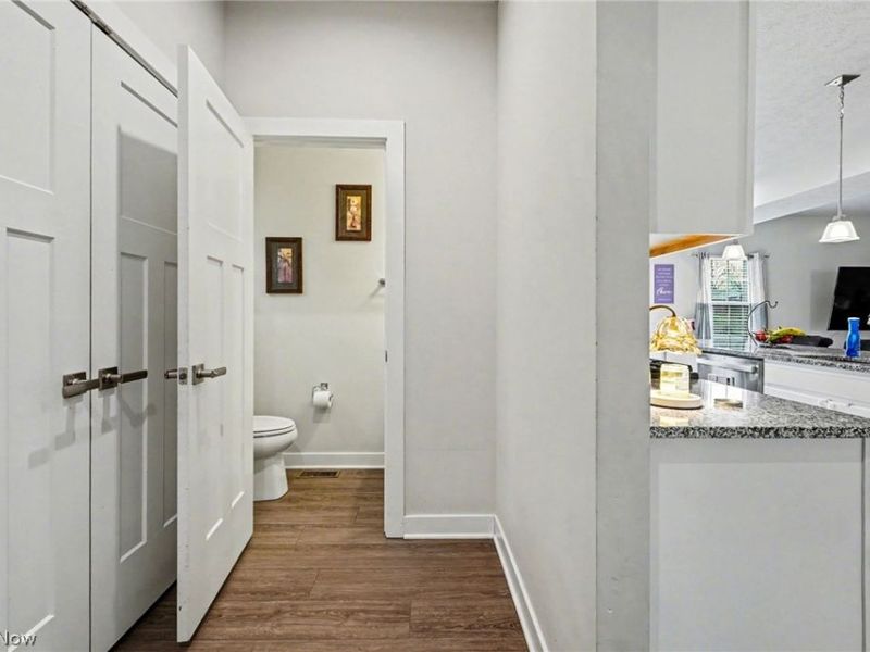 3268 Stoneleigh Road NE, Canton, OH 44721 Photo 12