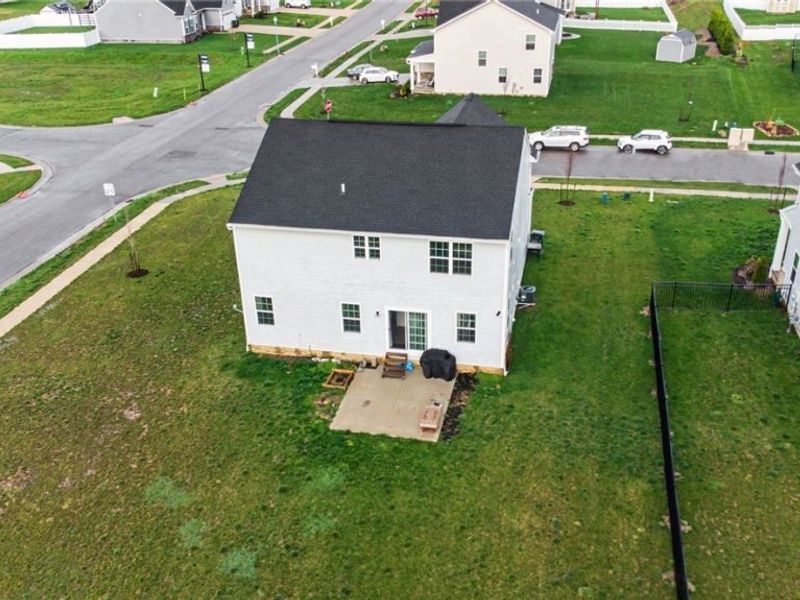 3268 Stoneleigh Road NE, Canton, OH 44721 Photo 2