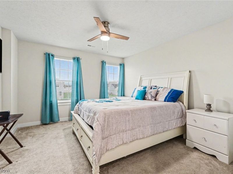 3268 Stoneleigh Road NE, Canton, OH 44721 Photo 22