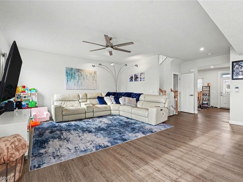 3268 Stoneleigh Road NE, Canton, OH 44721 Photo 6