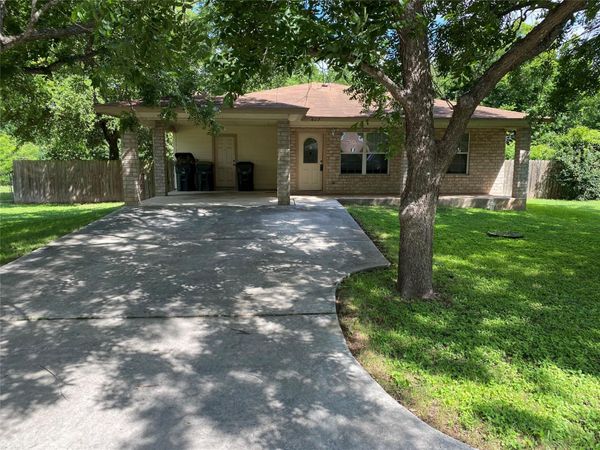 617 Conway DR , San Marcos, TX 78666