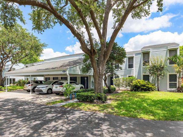 6157 Old Court Road, Unit 225, Boca Raton, FL 33433