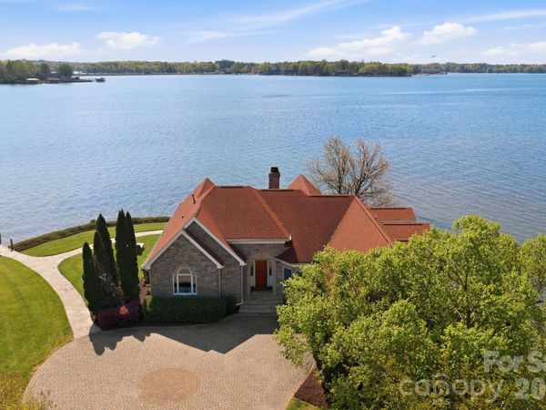 208 Prestwood Lane, Mooresville, NC 28117