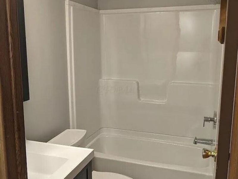 38581 Maysville Greendale Road, Logan, OH 43138 Photo 13