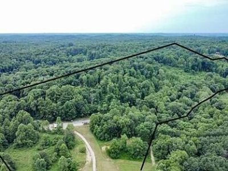 38581 Maysville Greendale Road, Logan, OH 43138 Photo 2