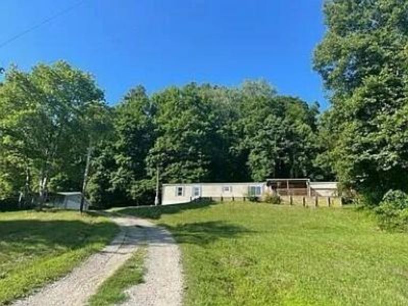 38581 Maysville Greendale Road, Logan, OH 43138 Photo 8