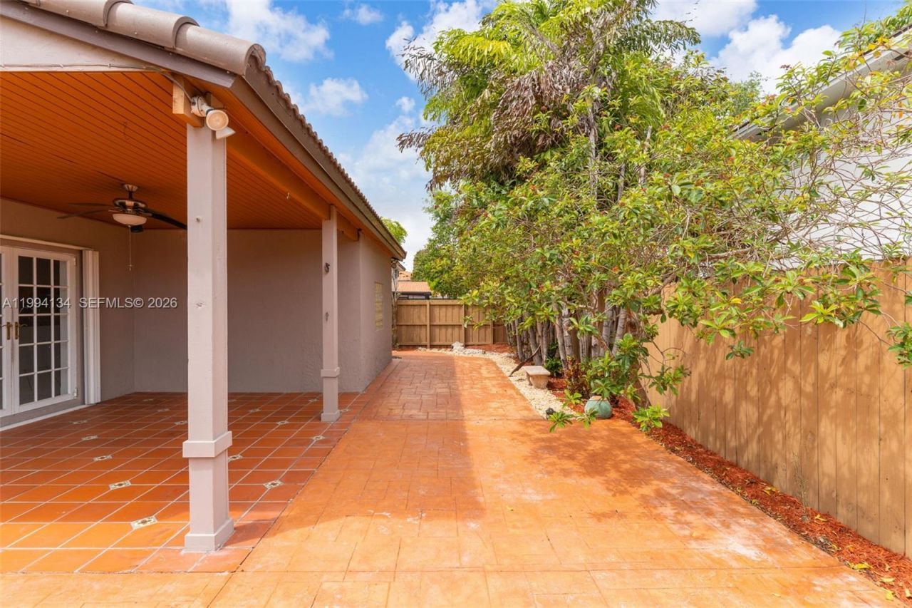 11319 SW 73rd Ln, Miami, FL 33173 Photo