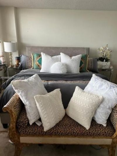 10101 E Bay Harbor Dr , Unit 702, Bay Harbor Islands, FL 33154 Photo