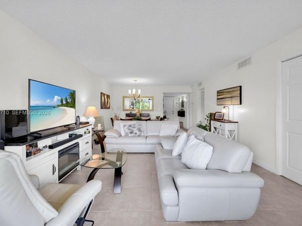 3301 S Palm Aire Dr , Unit 106, Pompano Beach, FL 33069