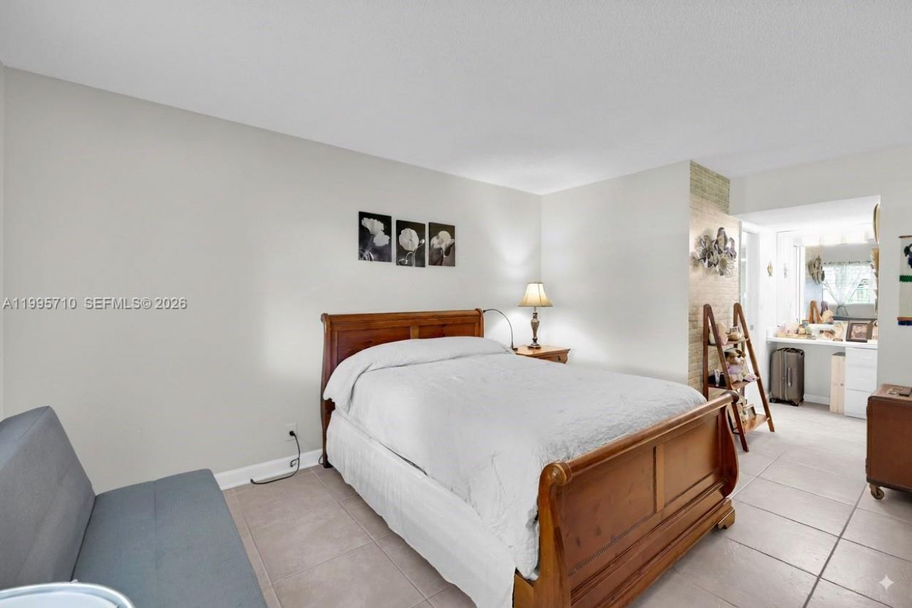 3301 S Palm Aire Dr, Unit 106, Pompano Beach, FL 33069 Photo