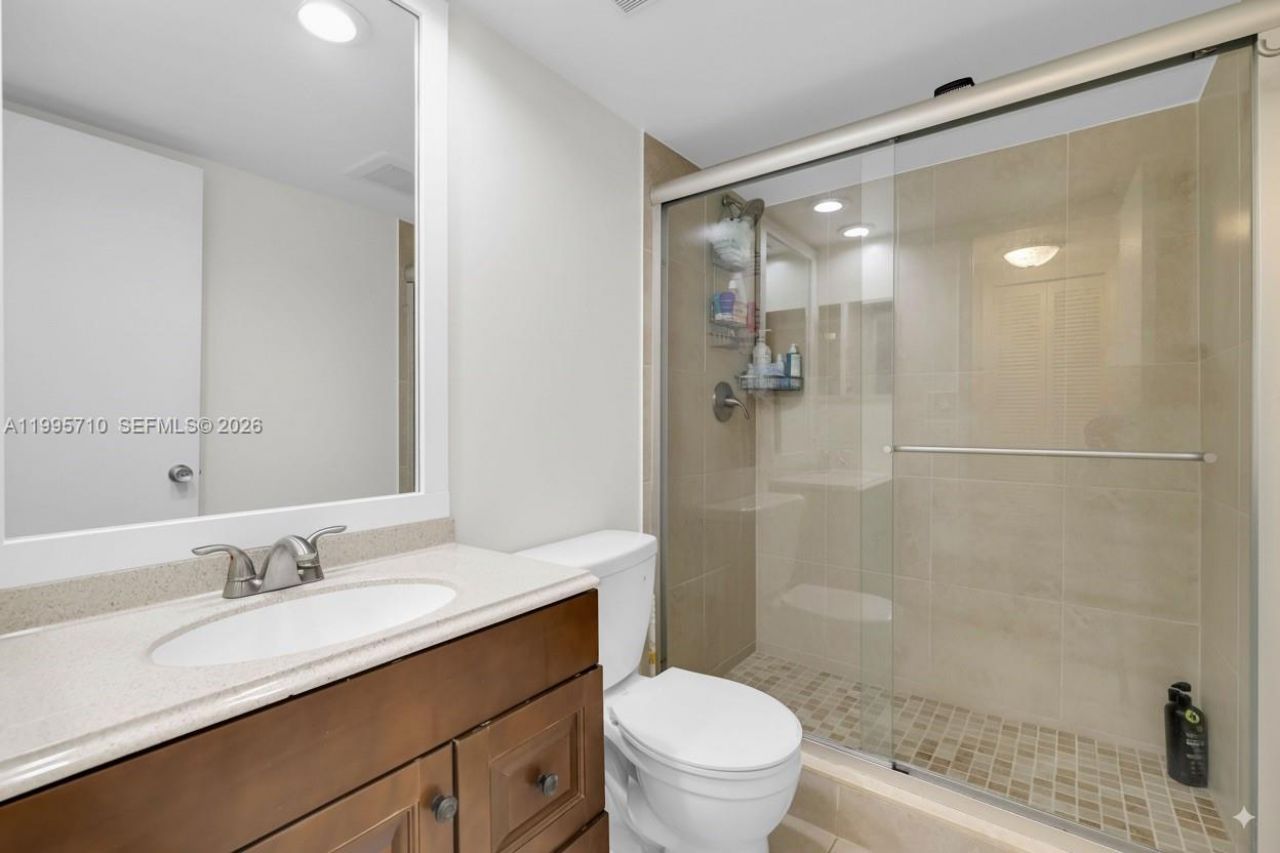 3301 S Palm Aire Dr, Unit 106, Pompano Beach, FL 33069 Photo