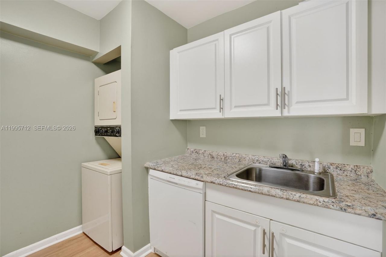 200 NW 107th Ave , Unit 104, Miami, FL 33172 Photo