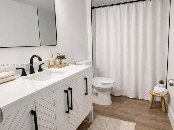 460 S Park Rd, Unit 6-110, Hollywood, FL 33021