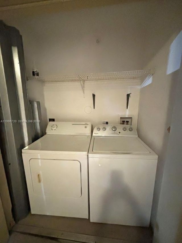 460 S Park Rd, Unit 6-110, Hollywood, FL 33021 Photo