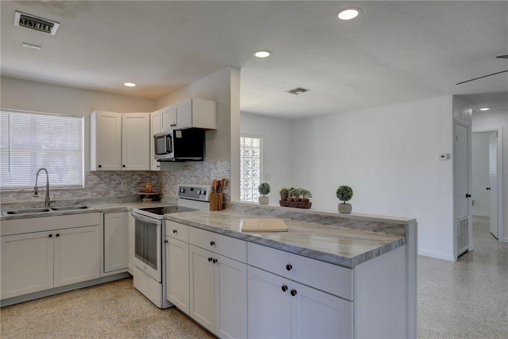 874 Dolores Street, Sebastian, FL 32958 Photo