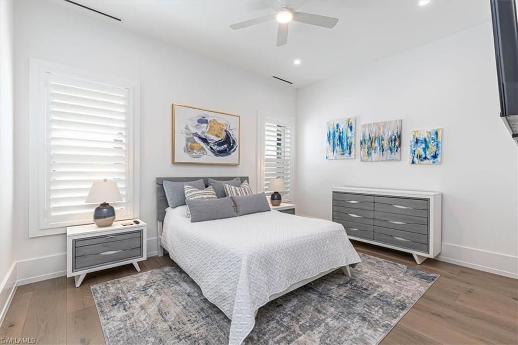 201 8th St S, Unit #104, Naples, FL 34102 Photo