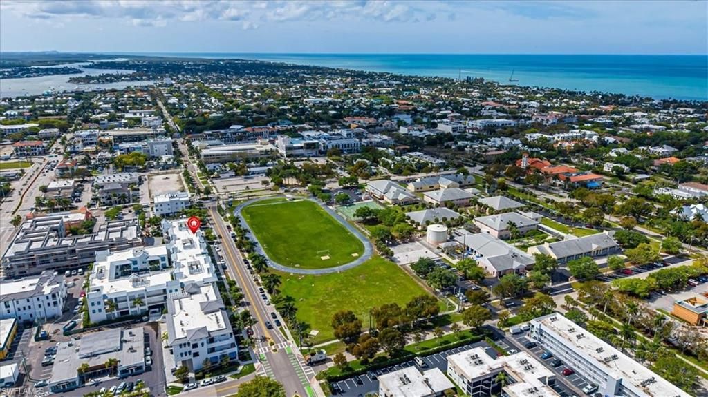 201 8th St S, Unit #104, Naples, FL 34102 Photo