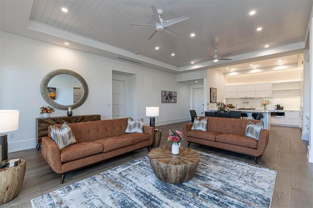201 8th St S, Unit #104, Naples, FL 34102 Photo