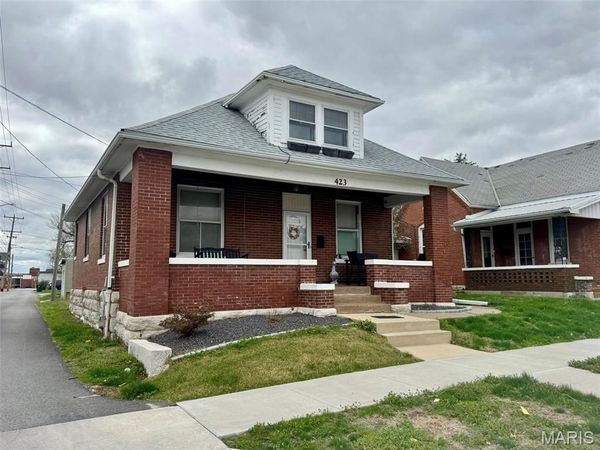 423 N 14th, Quincy, IL 62301
