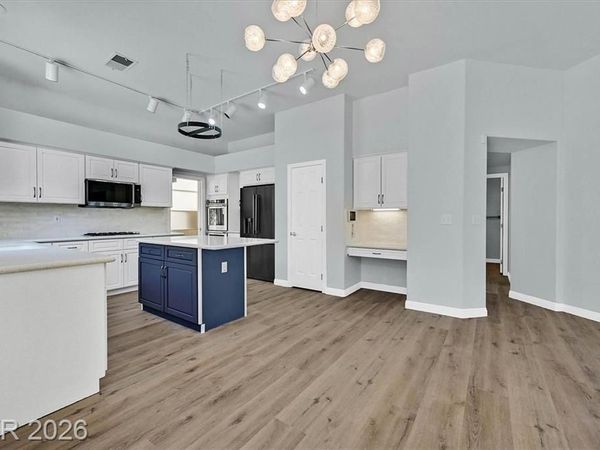 2021 Waterbury Lane, Las Vegas, NV 89134