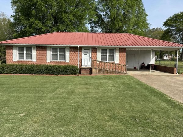 109 Patterson St., Golden, MS 38847