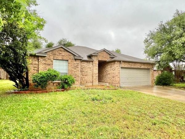 1803 Woodland DR , Cedar Park, TX 78613