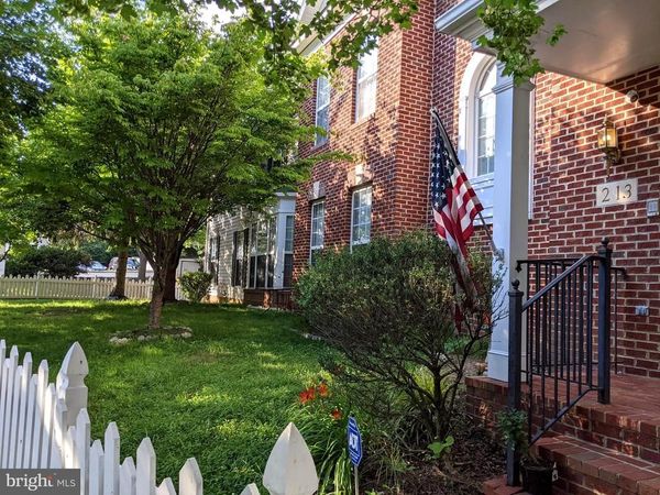 213 WATKINS POND BOULEVARD , ROCKVILLE, MD 20850