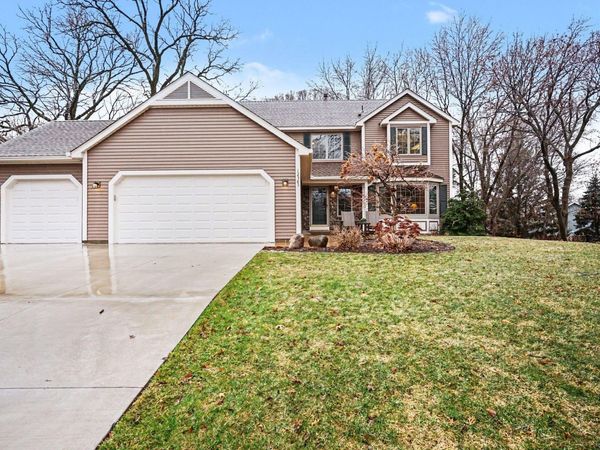 12585 Dover Drive, Apple Valley, MN 55124