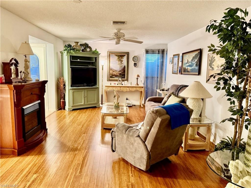4187 Lakewood Blvd, Unit E13, Naples, FL 34112 Photo