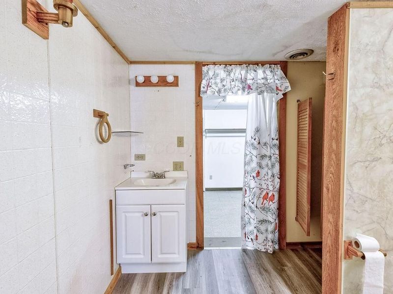 2716 Krause Road , Centerburg, OH 43011 Photo 16