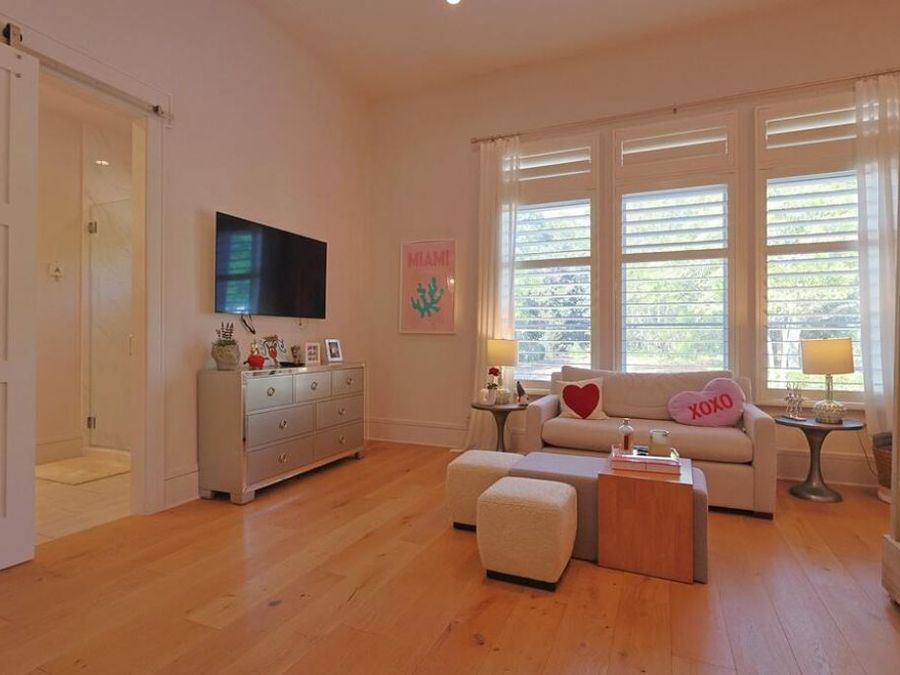 Property Image 103