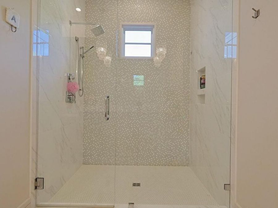 Property Image 105