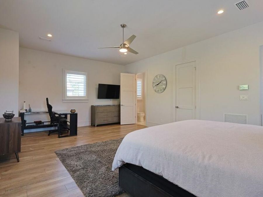Property Image 117