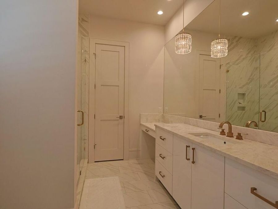 Property Image 121