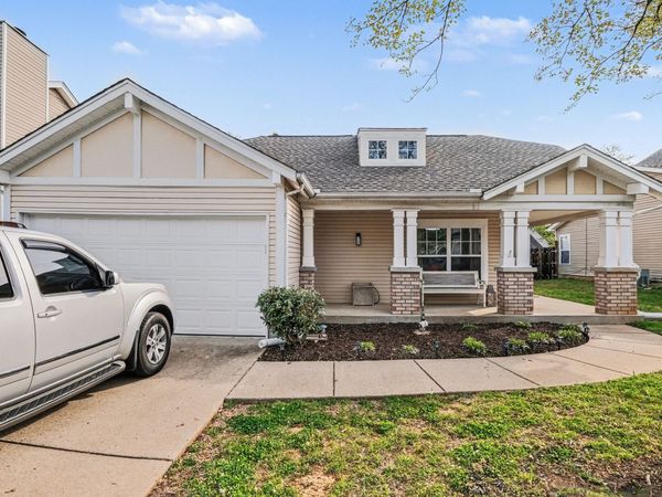 1736 Stone Hollow Ct, Hermitage, TN 37076