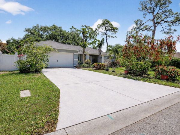 6180 S 30th Ct Court S, St. Petersburg, FL 33712