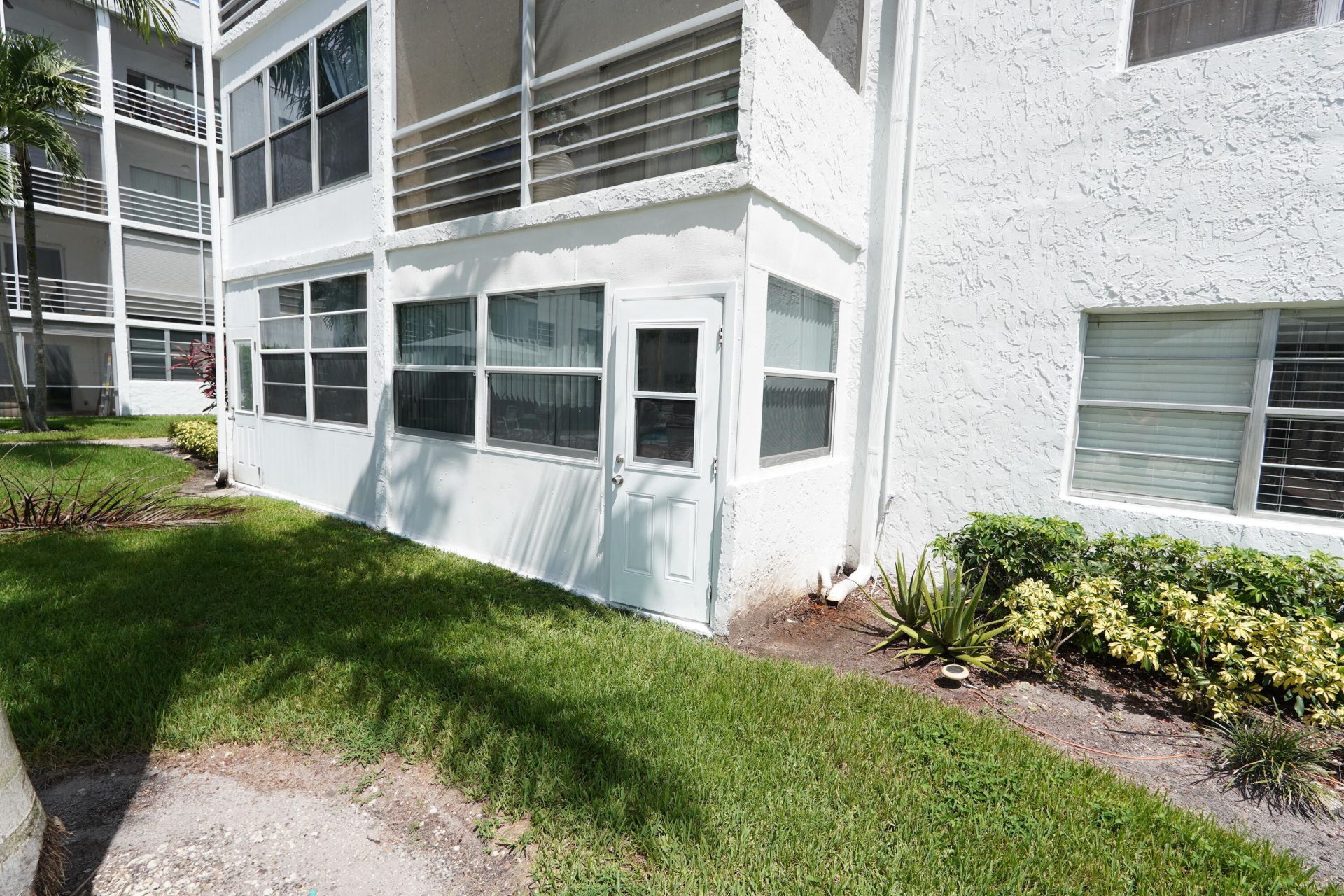 3000 E Sunrise Lakes Boulevard, Unit 123, Sunrise, FL 33322 Photo