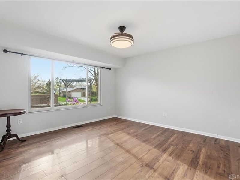 7521 Glenhurst Drive, Vandalia, OH 45414 Photo 11