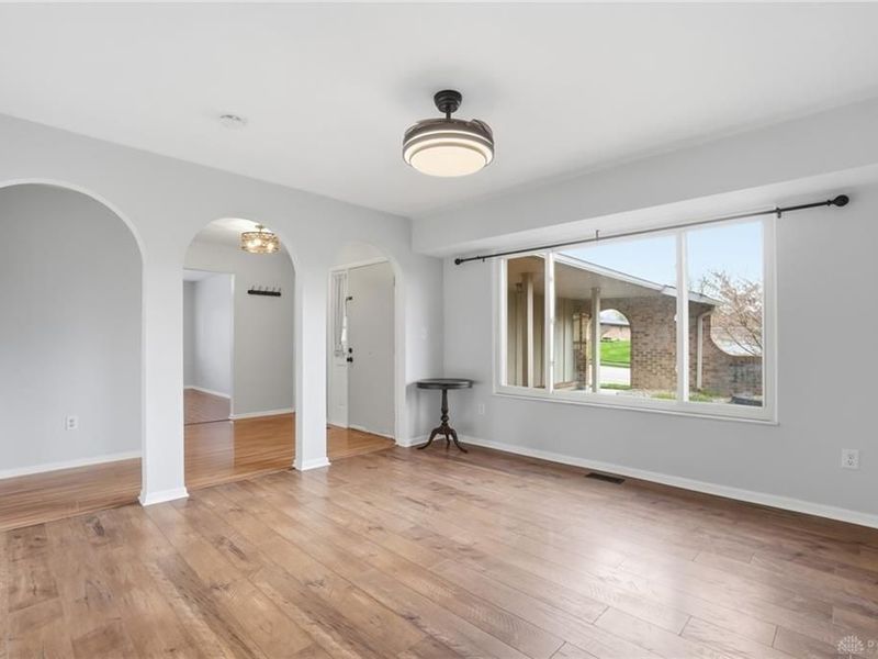 7521 Glenhurst Drive, Vandalia, OH 45414 Photo 12