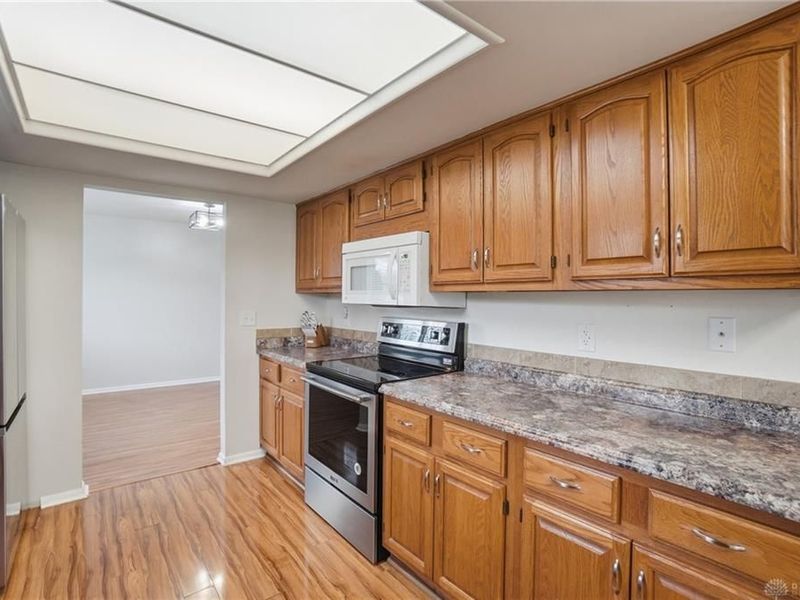 7521 Glenhurst Drive, Vandalia, OH 45414 Photo 24