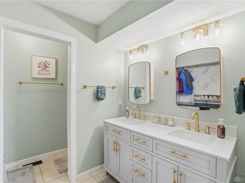 7521 Glenhurst Drive, Vandalia, OH 45414 Photo 30