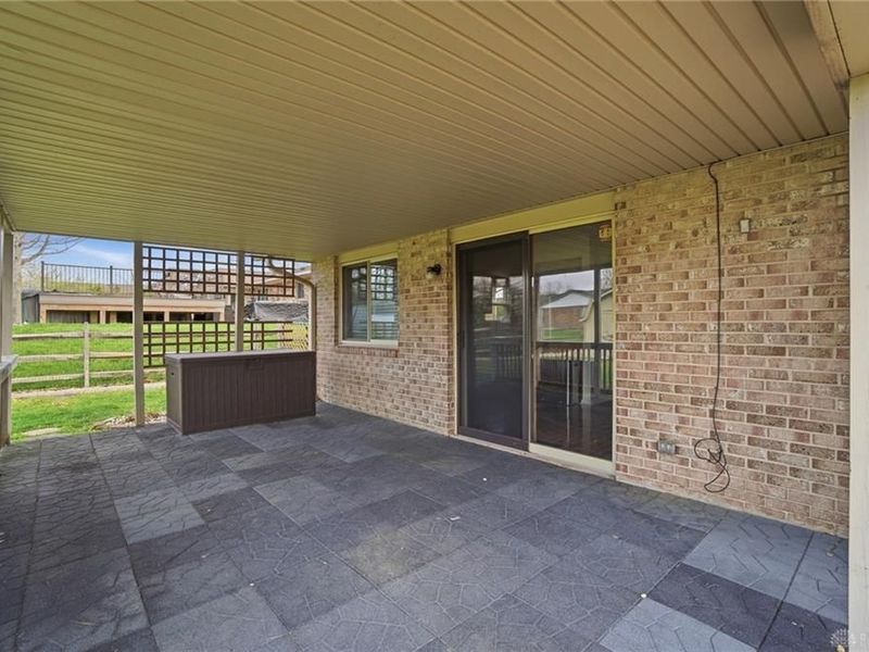 7521 Glenhurst Drive, Vandalia, OH 45414 Photo 54