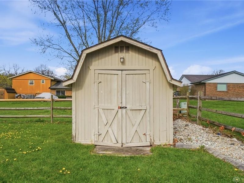 7521 Glenhurst Drive, Vandalia, OH 45414 Photo 57