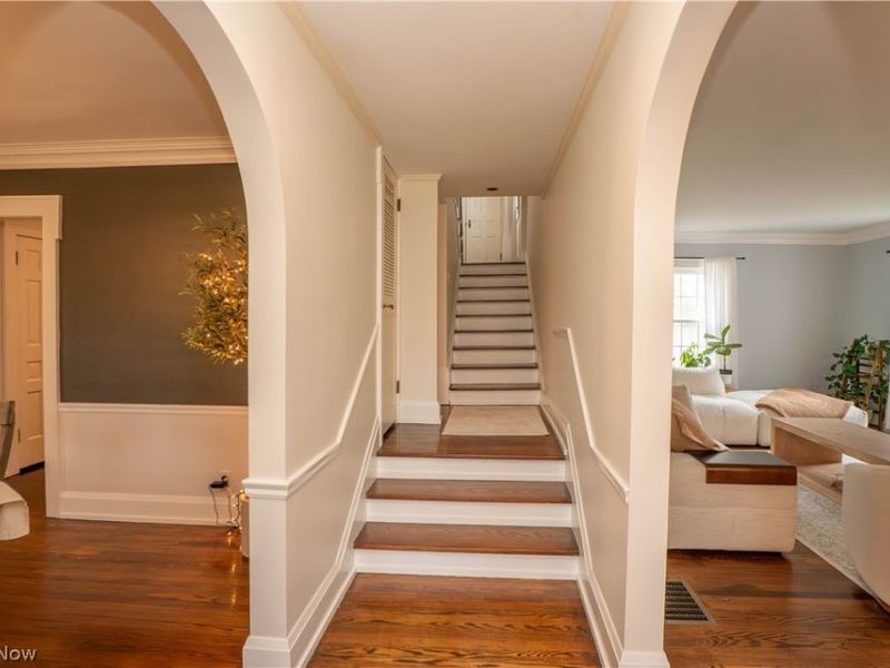 2412 University Avenue NW, Canton, OH 44709 Photo 2