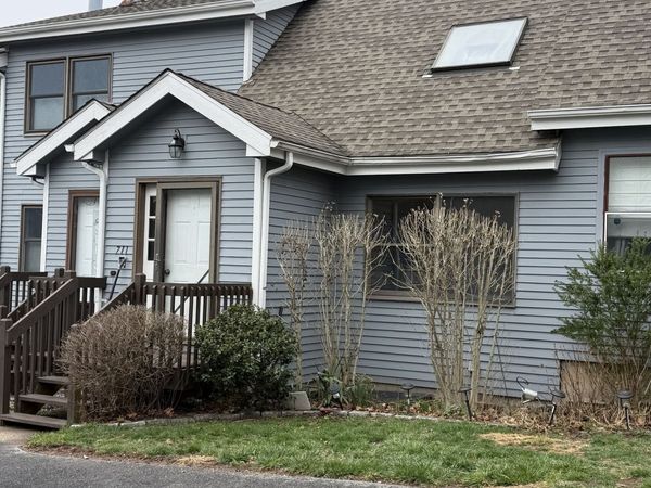 711 Lake Vista, Unit 711, East Hampton, CT 06424