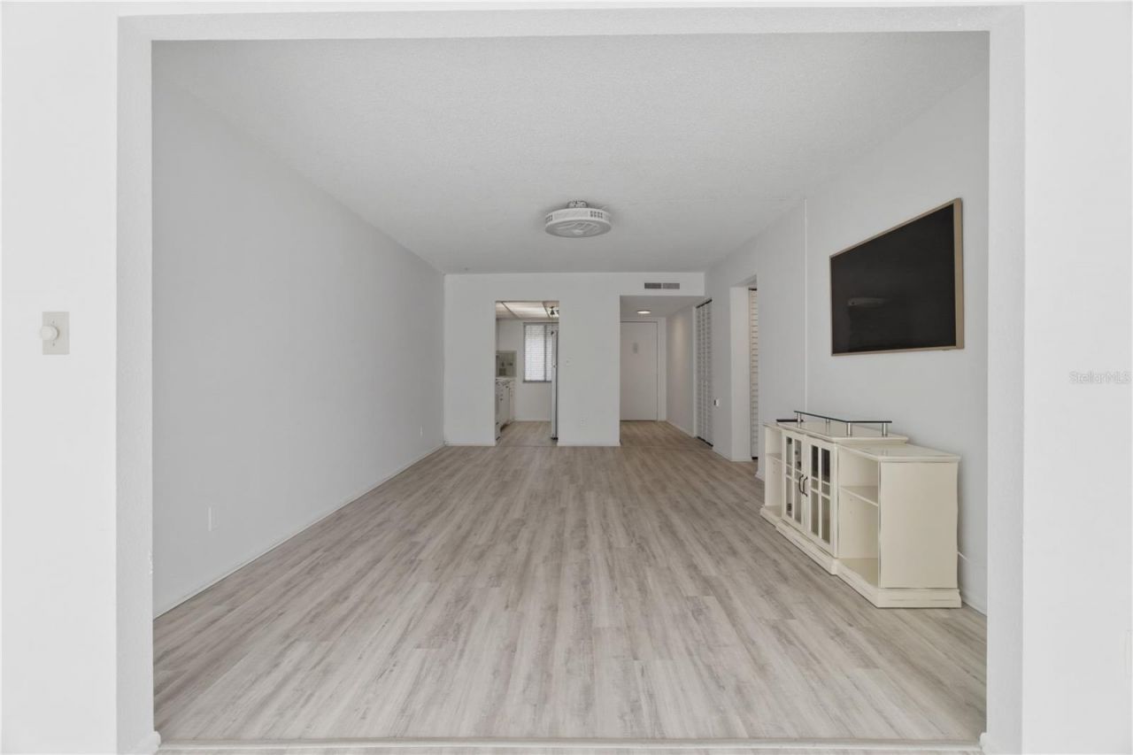 2060 Marilyn Street , Unit 127, Clearwater, FL 33765 Photo