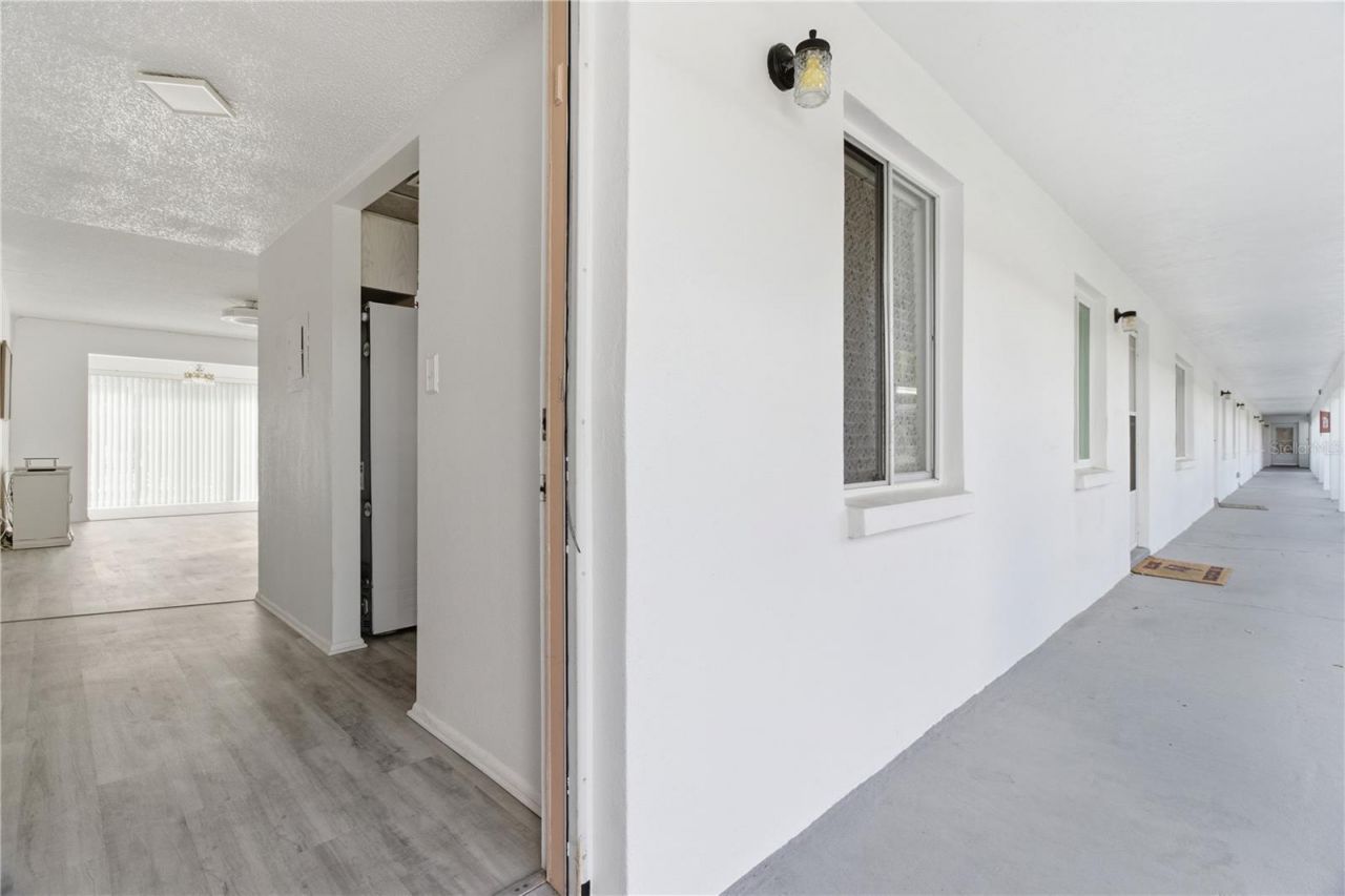 2060 Marilyn Street , Unit 127, Clearwater, FL 33765 Photo