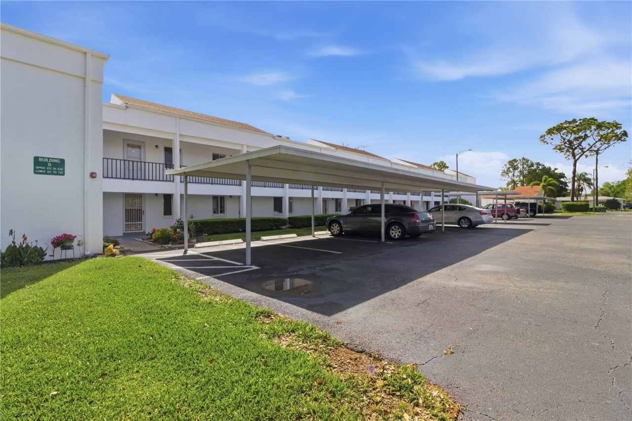 2060 Marilyn Street , Unit 127, Clearwater, FL 33765 Photo