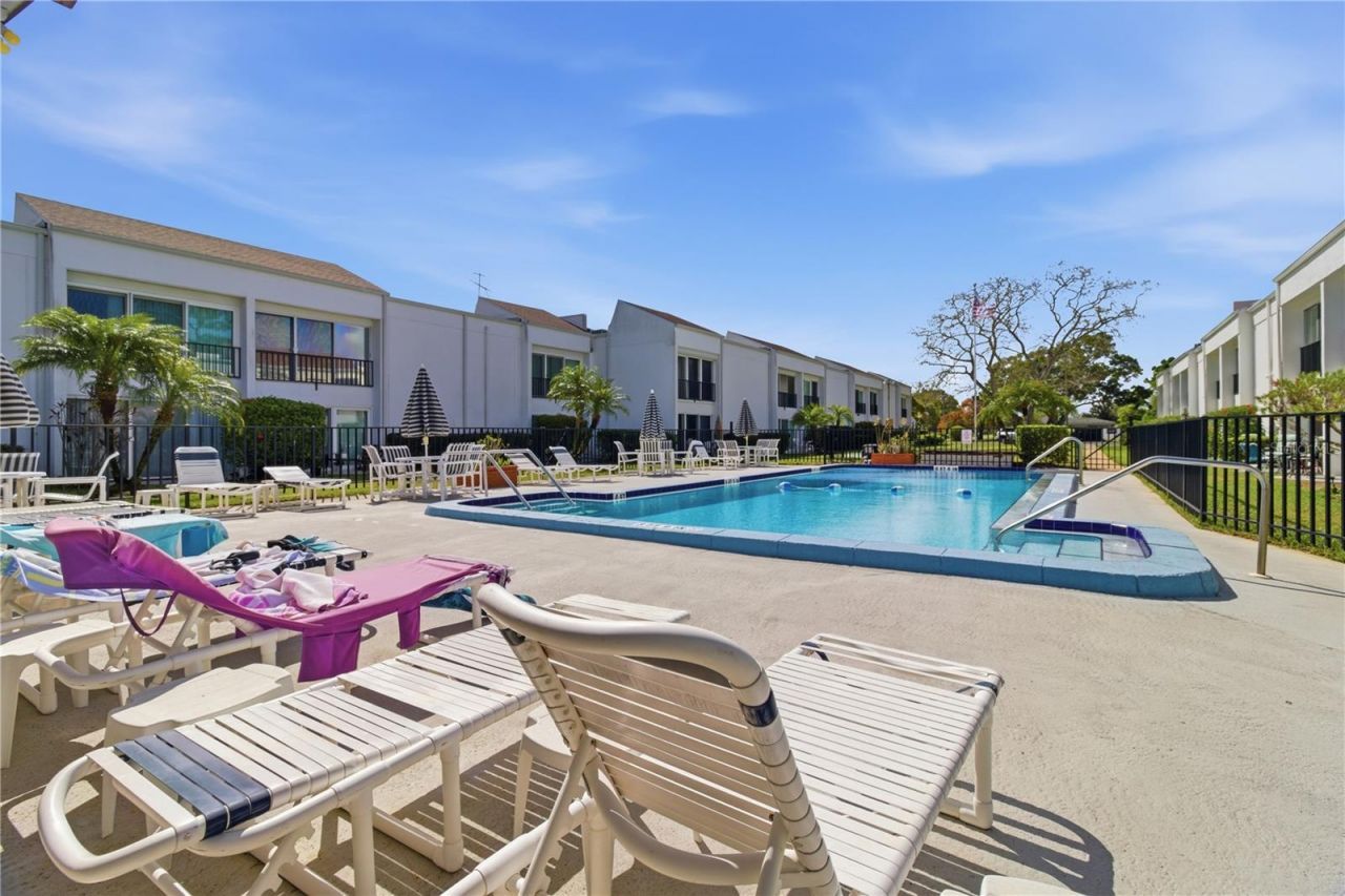 2060 Marilyn Street , Unit 127, Clearwater, FL 33765 Photo