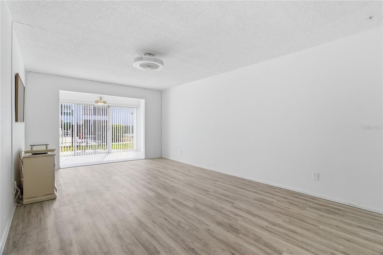 2060 Marilyn Street , Unit 127, Clearwater, FL 33765 Photo